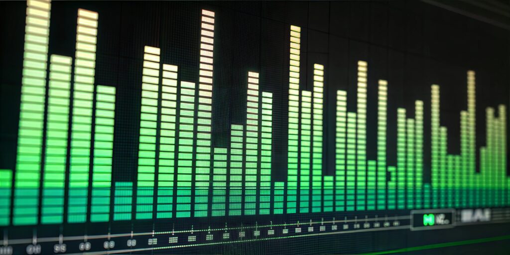 Exploring G.722 vs G.711 within wideband and narrowband codecs for the VoIP audio quality you need.